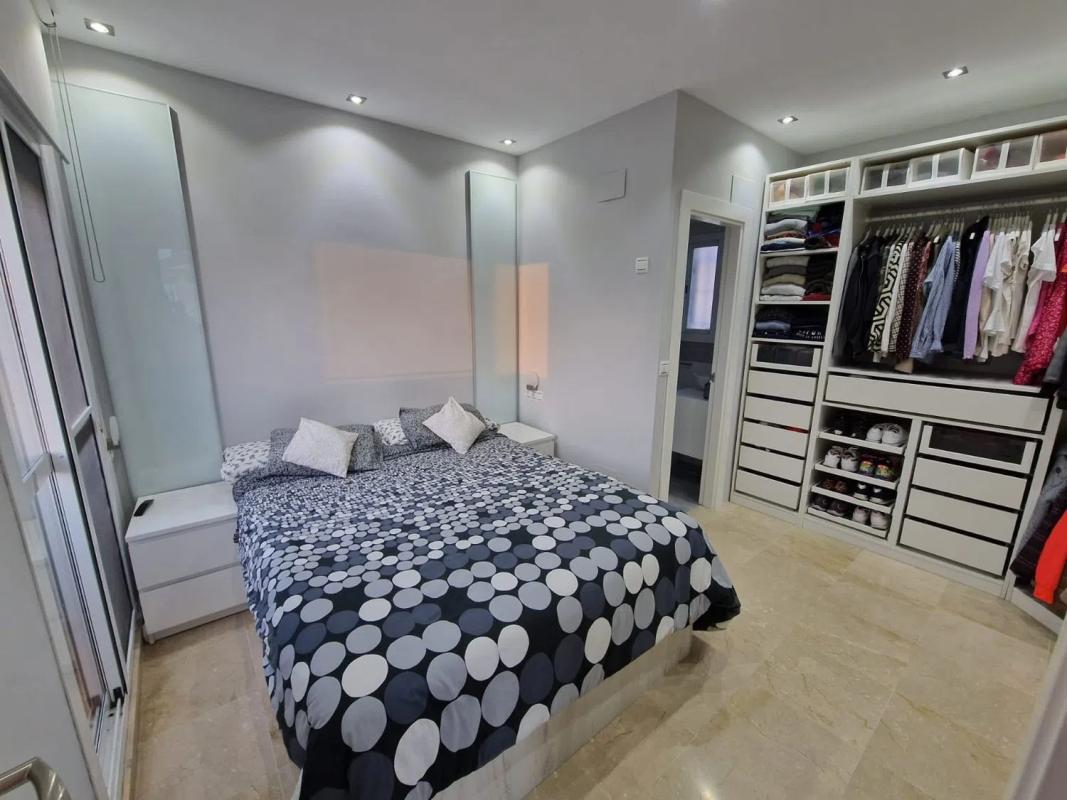 Venta de duplex en Barrio Sierra de Estepona-Avda de Andalucia, Estepona photo 2