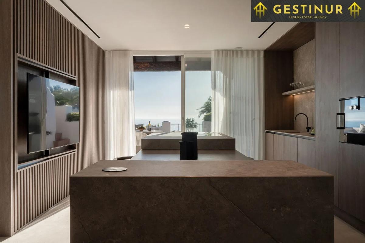 Venta de ático en  Urbanización alcazaba beach s/n, Estepona photo 3
