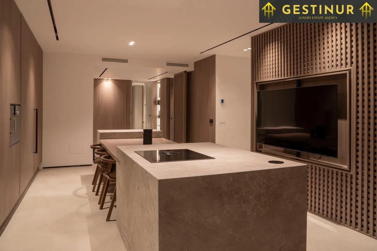 Venta de ático en  Urbanización alcazaba beach s/n, Estepona photo 4