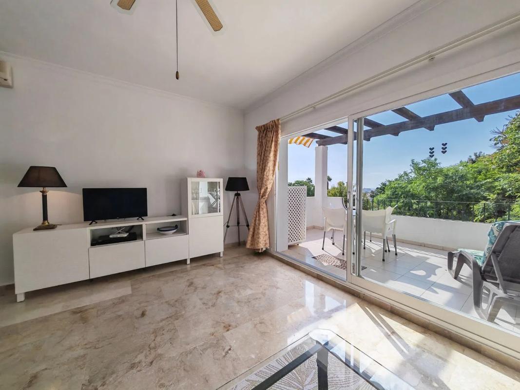 Sprzedaż mieszkania w Barrio Paraiso-Barronal, Estepona
 photo 2