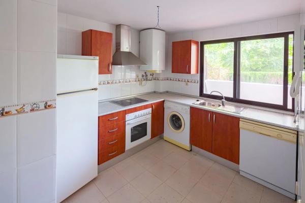 Piso en venta en  Barrio Villacana - Costalita - Saladillo, Estepona photo 2