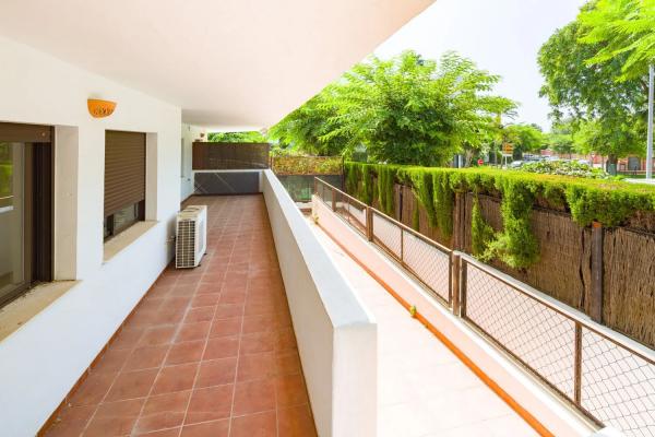 Piso en venta en  Barrio Villacana - Costalita - Saladillo, Estepona photo 3
