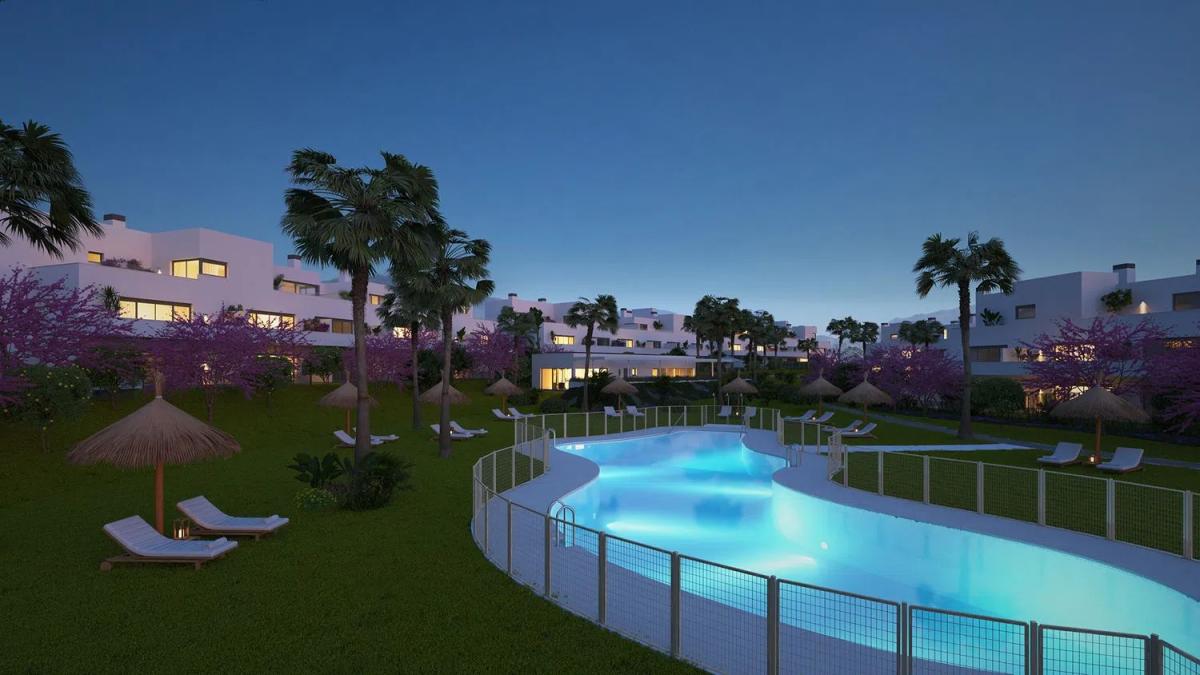 Venta de piso en Calle del Estanque, Estepona
photo 5
