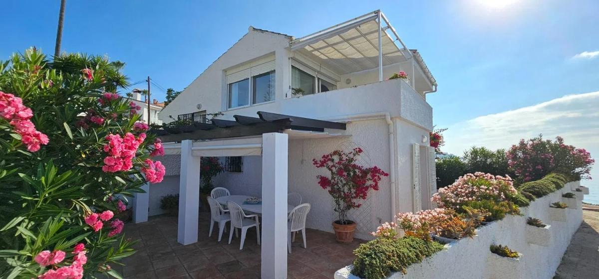 Sale of independent chalet in La Gaspara s/n, Estepona
photo 2