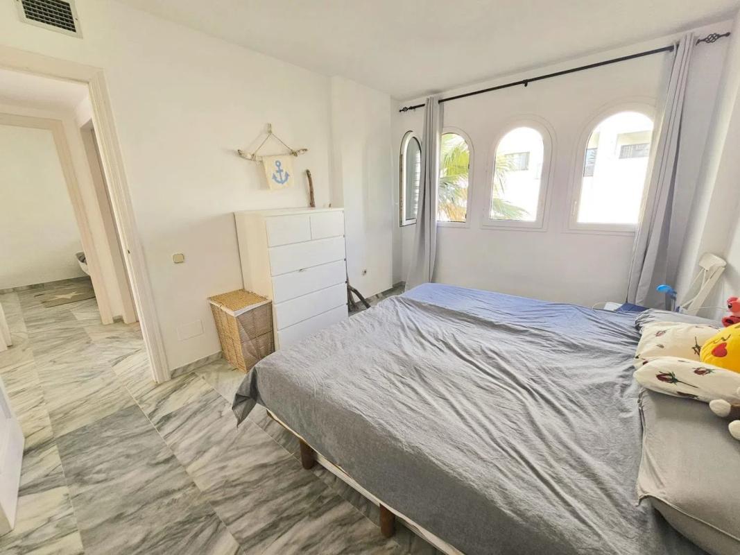 Venta de ático en  Calle Costa de Marbella s/n, Estepona photo 3