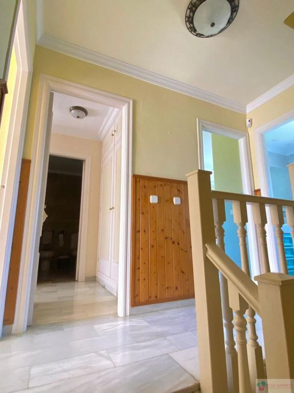 Продажа отдельного шале в Barrio Nueva Atalaya, Эстепона photo 4