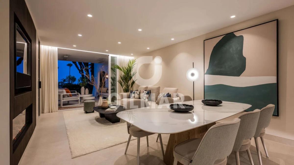 Venta de piso en Calle Trajano, Estepona
 photo 3
