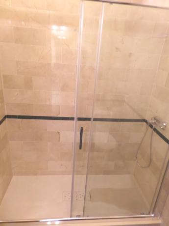 Piso en venta en  Calle Villa Borghese, 3, Estepona photo 2