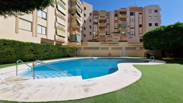 Apartment for sale in Calle Oviedo, Estepona photo 1