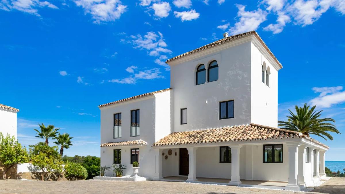 Sprzedaż niezależnego domku jednorodzinnego w Camino Pantoja, Estepona photo 1