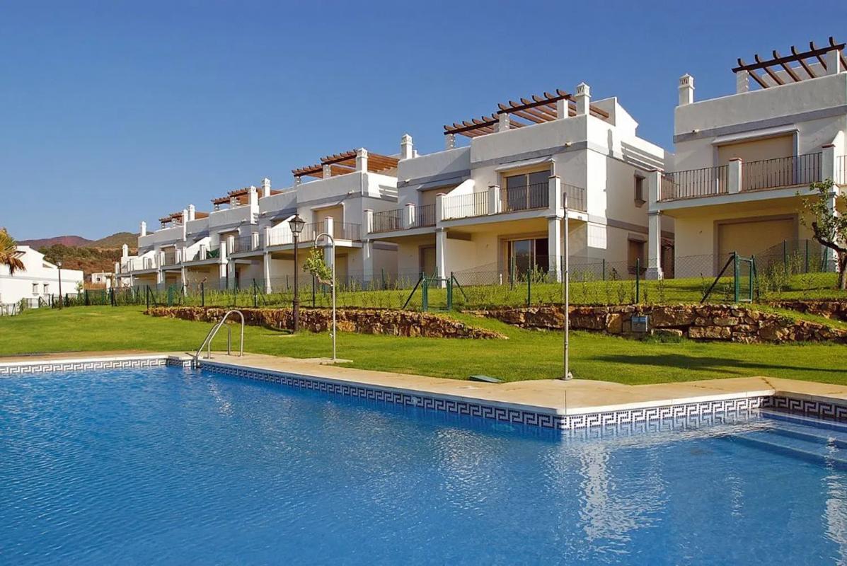 Venta de chalet independiente en Alvaro de Bazán s/n, Estepona
photo 1