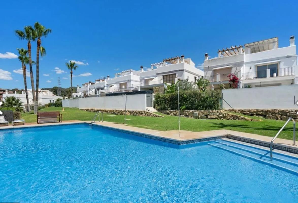 Venta de chalet independiente en Alvaro de Bazán s/n, Estepona
photo 2