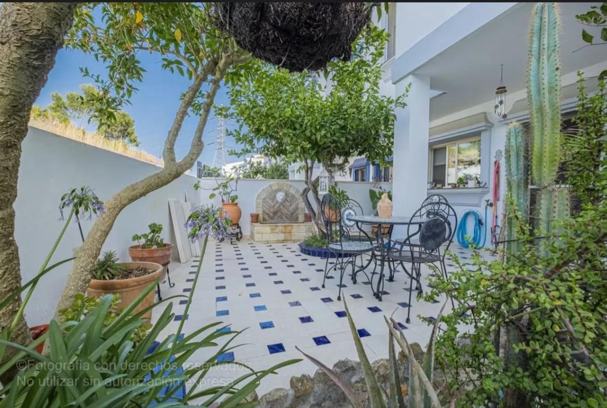 Venta de chalet independiente en Alvaro de Bazán s/n, Estepona
photo 3