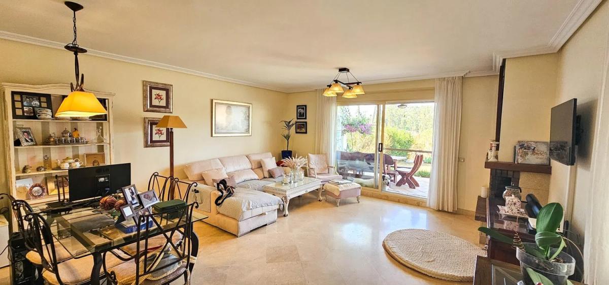 Venta de chalet independiente en Calle Alvaro de Bazán s/n, Estepona
 photo 3