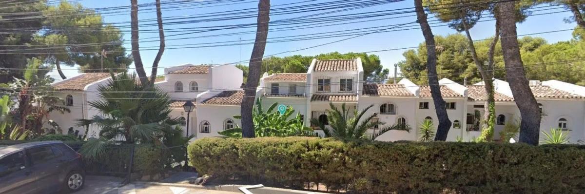 Venta de chalet independiente en Avenida de los Frutales, Estepona
photo 1