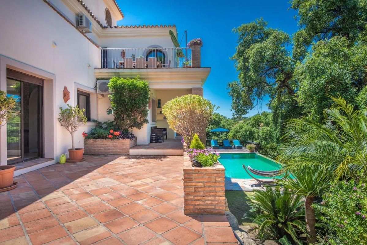 Sale of independent chalet in Avenida DE LAS NACIONES, Estepona
photo 5