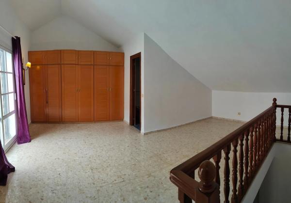 Коттедж на продажу в  Calle Híspalis, 13, Эстепона photo 3