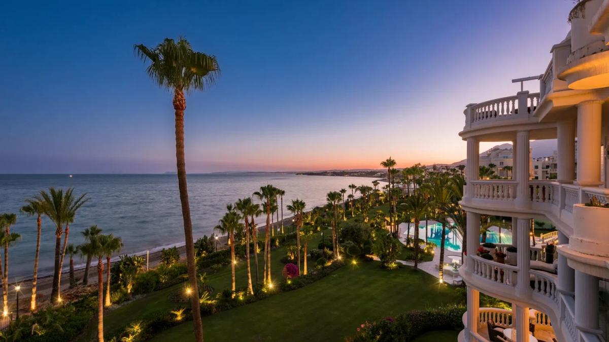 Sprzedaż mieszkania w Avenida del Pirata, Estepona
photo 2