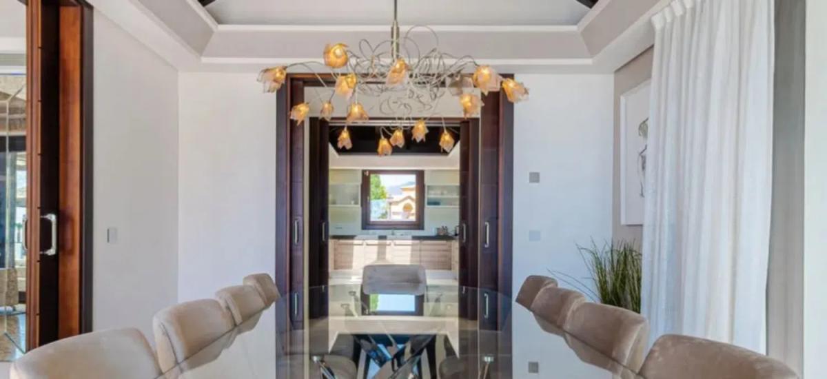 Продажа отдельного шале в  Barrio Bel-Air, Эстепона photo 4