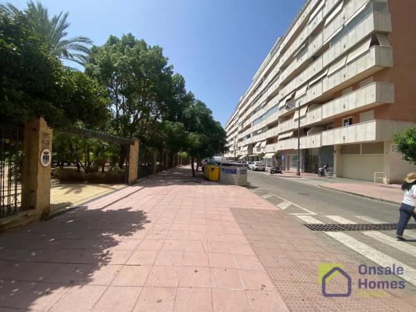 Продажа квартиры в Calle Parque Central s/n, Эстепона photo 1