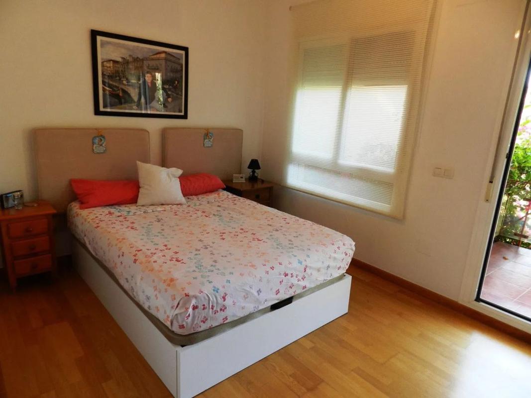 Venta de chalet independiente en Calle Moscu, Estepona
photo 5