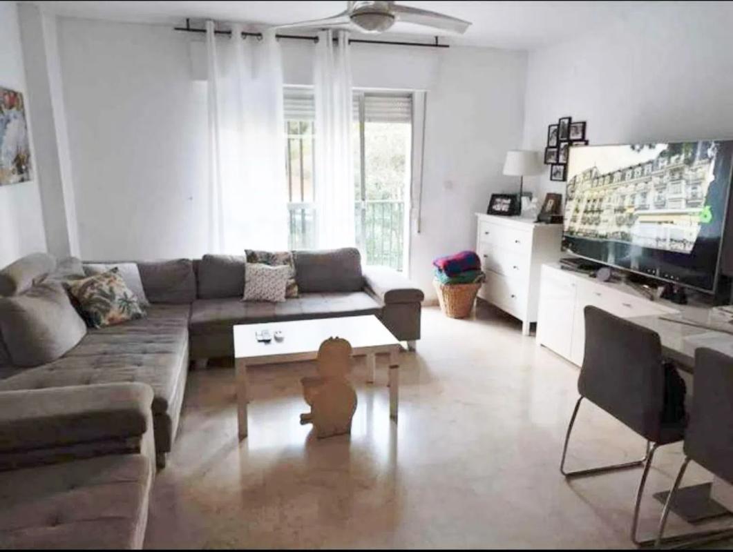 Sale of apartment in Calle Terraza, Estepona
photo 1