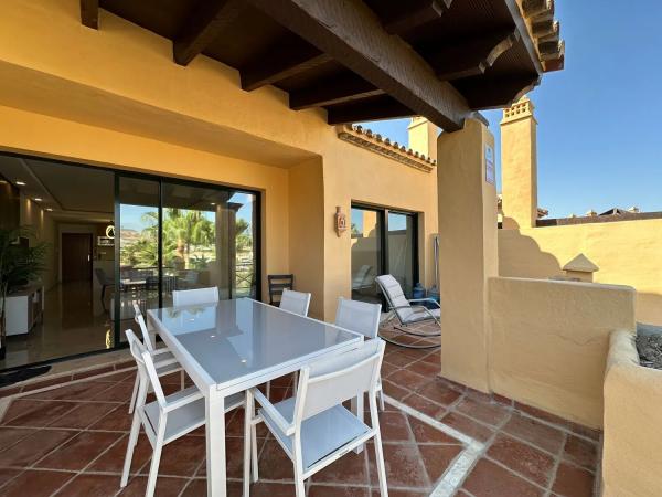 Apartment for sale in  Calle Ana María Matute, 25, Estepona photo 1