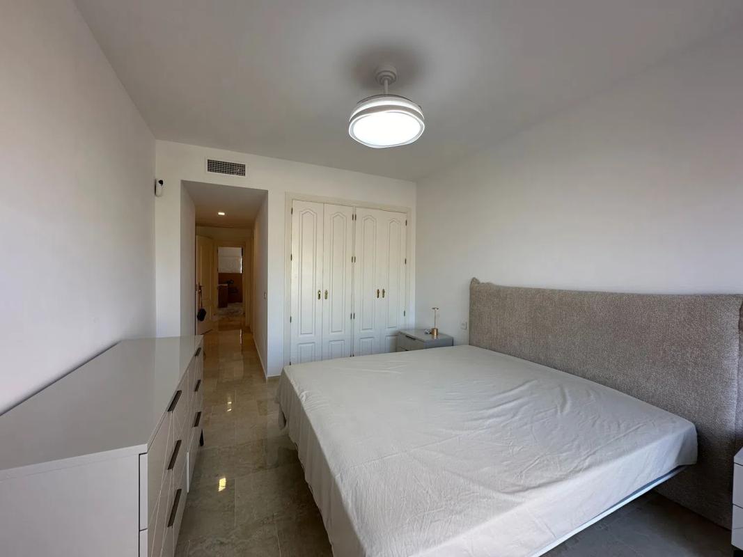 Продажа квартиры на Calle Ana María Matute, 25, Эстепона
 photo 3