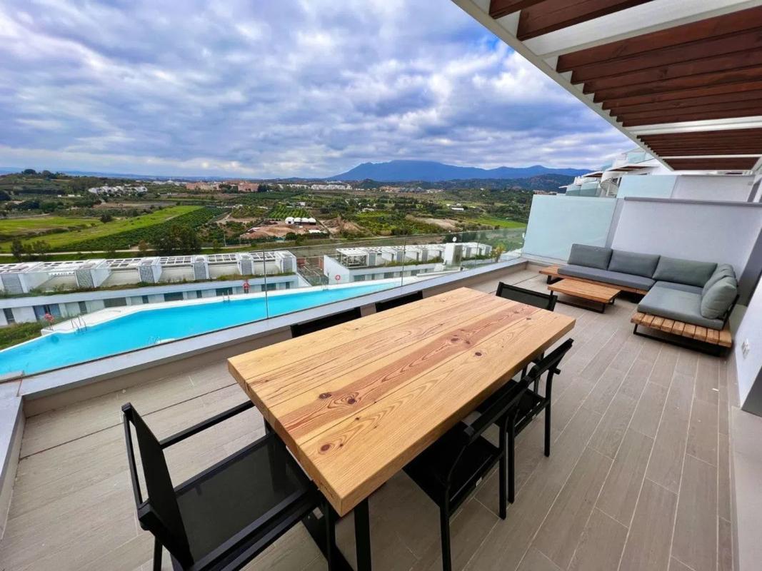 Venta de piso en Barrio Bel-Air, Estepona
photo 1