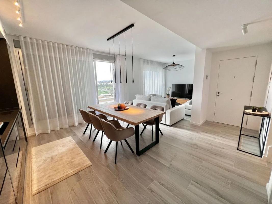 Venta de piso en Barrio Bel-Air, Estepona
photo 2