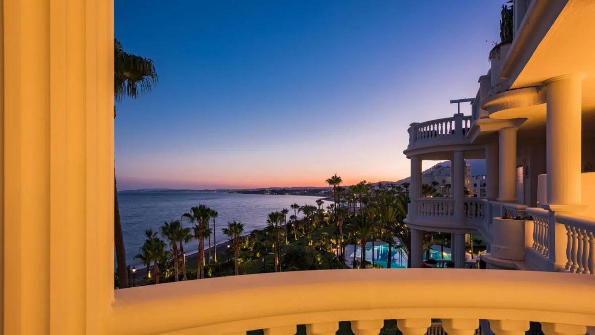Venta de piso en GUADALMANSA, 12, Estepona
 photo 3