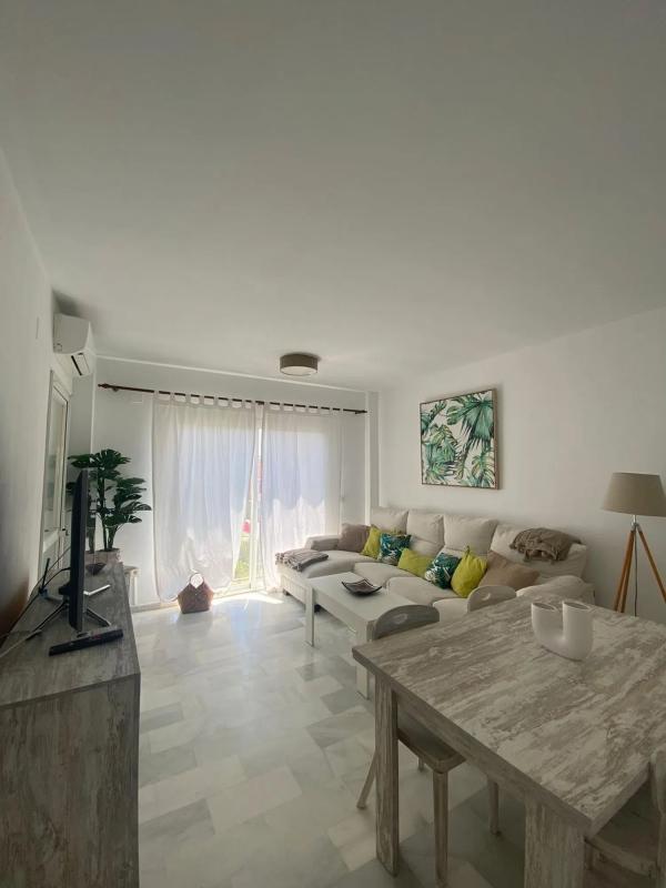 Venta de piso en Barrio Casasola, Estepona
 photo 5