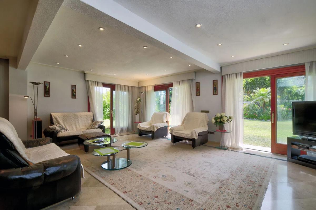 Venta de chalet independiente en Calle Pintor Dalí, 1, Estepona
 photo 3