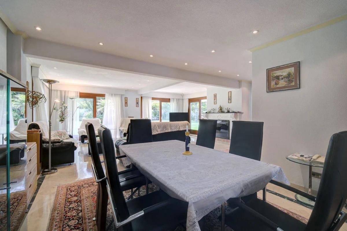 Venta de chalet independiente en Calle Pintor Dalí, 1, Estepona
 photo 5