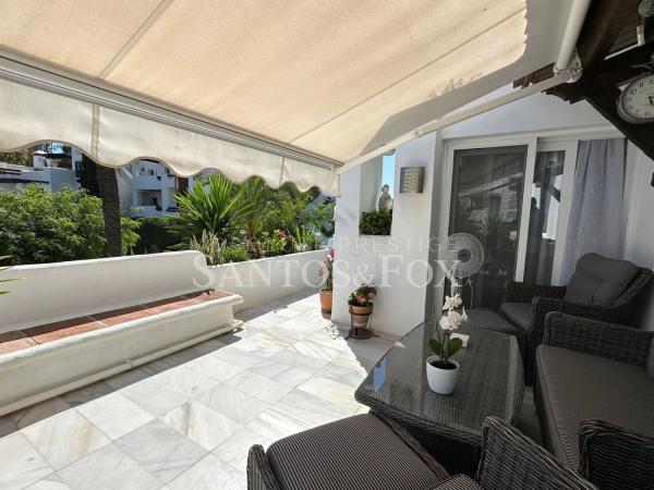 Piso en venta en  Barrio Punta Plata, Estepona photo 4