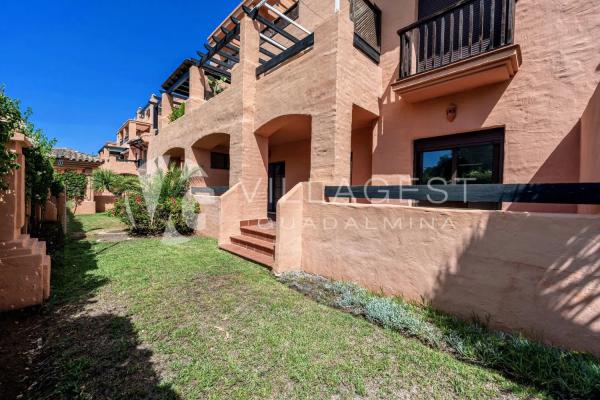 Piso en venta en  Calle Campo de Luna, Estepona photo 4