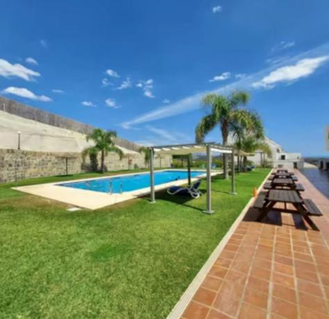 Dupleks na sprzedaż w Calle Sidney s/n, Estepona photo 1