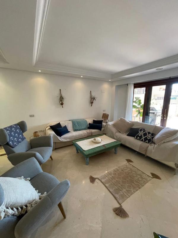 Venta de piso en Calle oceano artic, 3, Estepona
photo 2