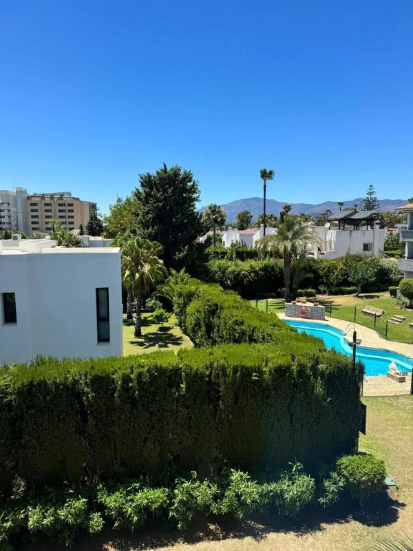 Sprzedaż poddasza w Barrio Casasola, Estepona photo 2