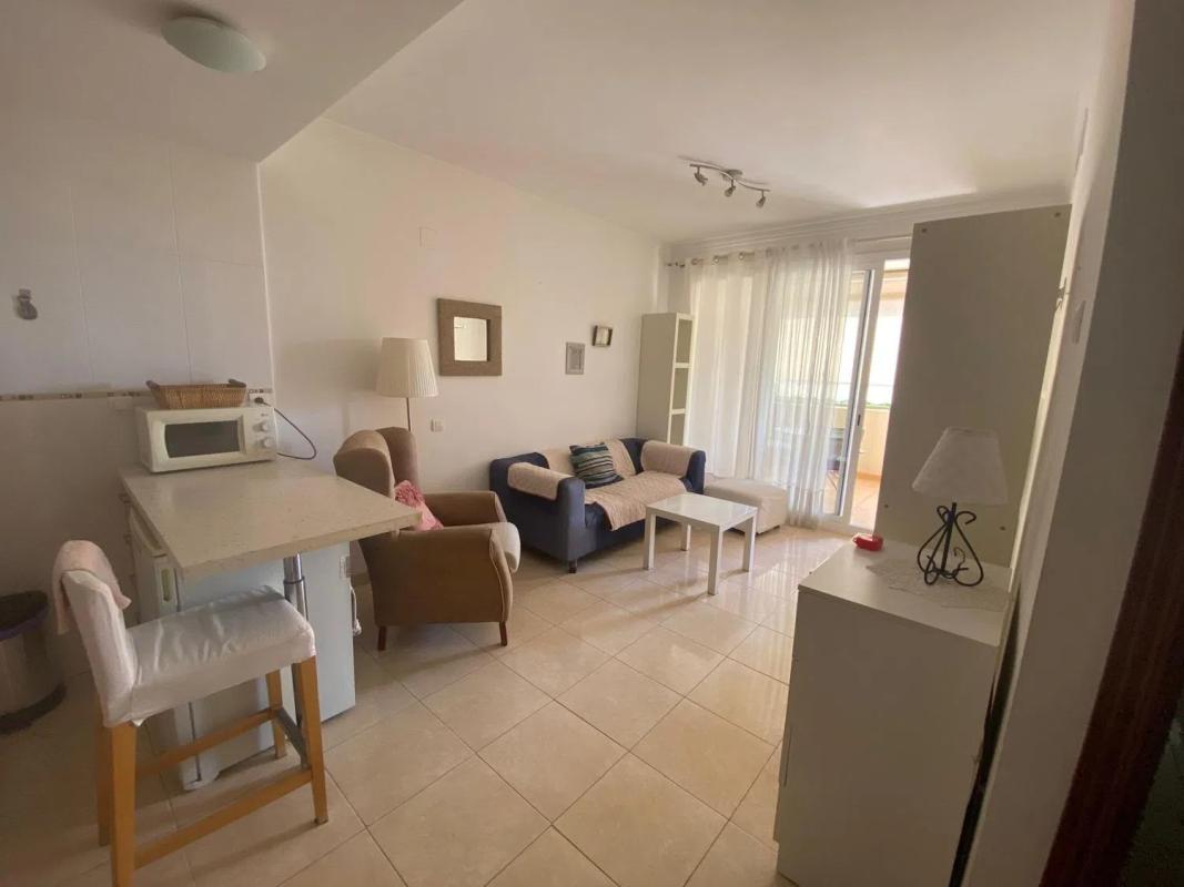 Sale of apartment in Calle Parque Central, 1, Estepona
photo 1