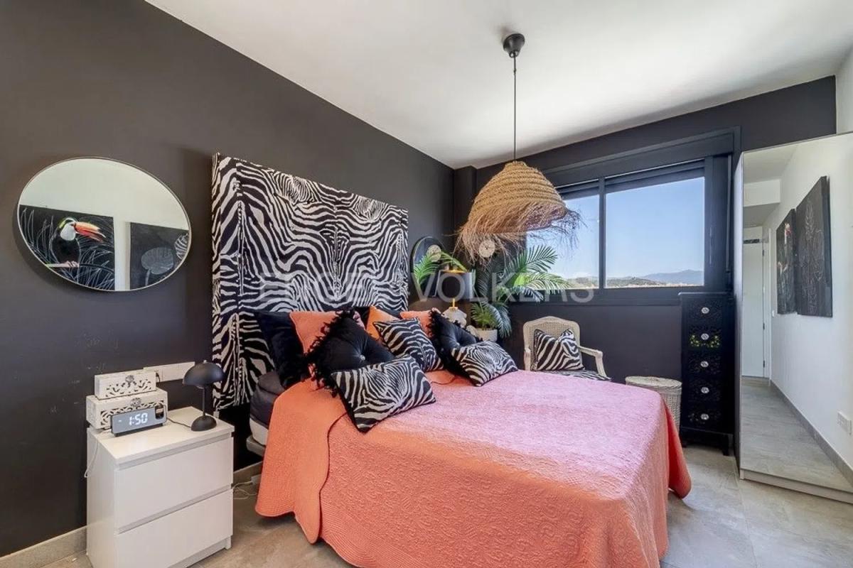 Sale of apartment in Barrio Huerta Nueva, Estepona
photo 4