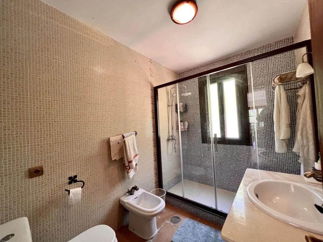 Venta de chalet independiente en Barrio El Velerín, Estepona
photo 5