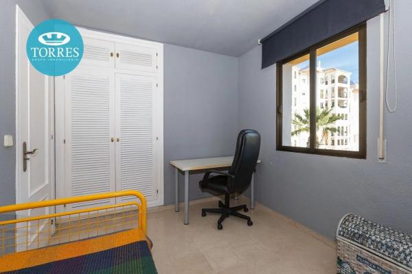 Detached villa for sale in Avenida Reina Sofía, Estepona thumbnail 2