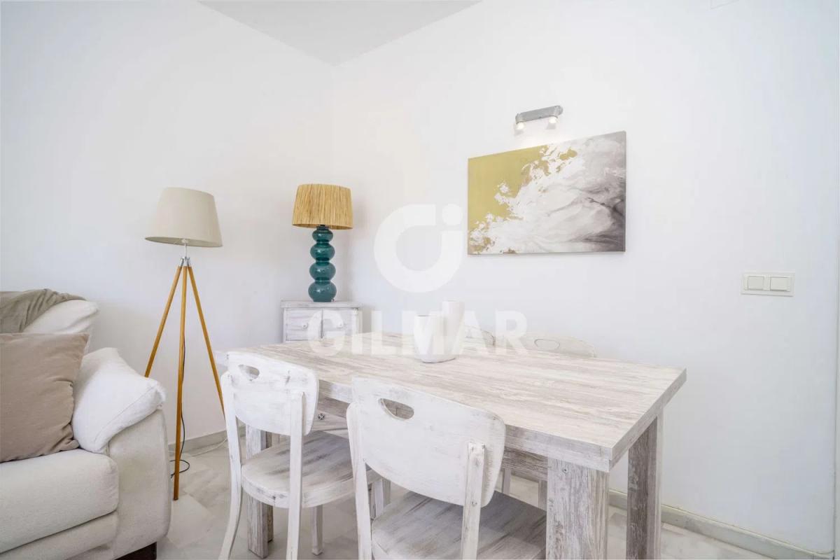 Sale of apartment in Avenida de los Andaluces, Estepona
photo 3