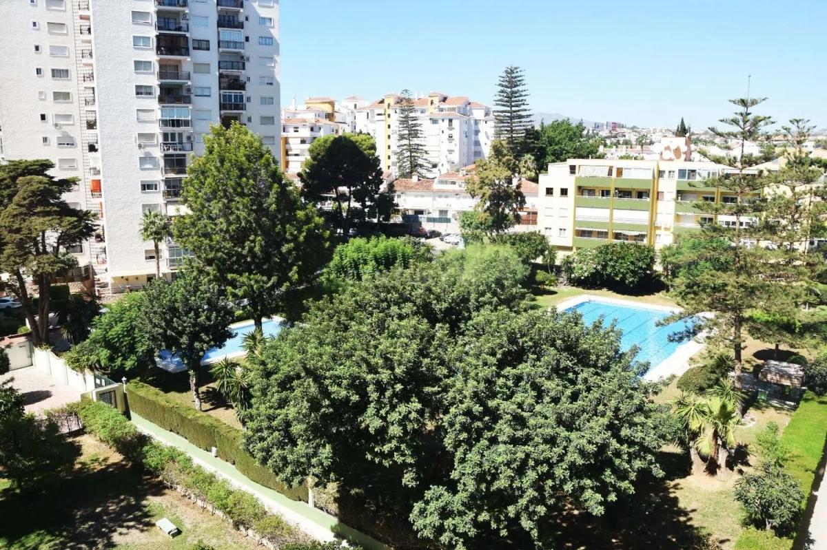 Venta de piso en Avenida Acapulco, 5, Fuengirola
photo 1