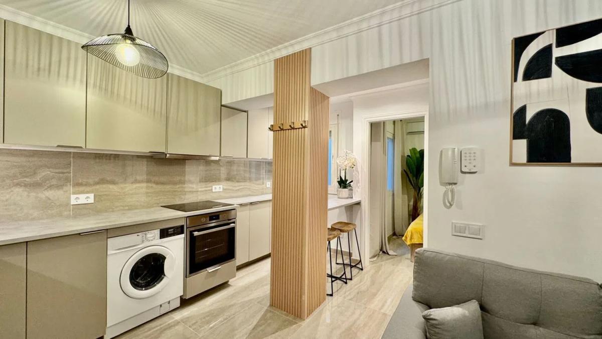 Venta de estudio en Calle Salinas, 2, Fuengirola photo 1
