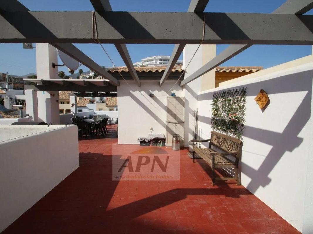 Sale of independent chalet in Torreblanca del Sol, Fuengirola
 photo 2