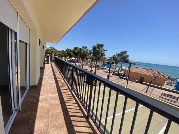 Mieszkanie na sprzedaż w  Zona Puerto Deportivo, Fuengirola photo 2