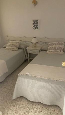 Piso en venta en  Avenida Acapulco, Fuengirola photo 4