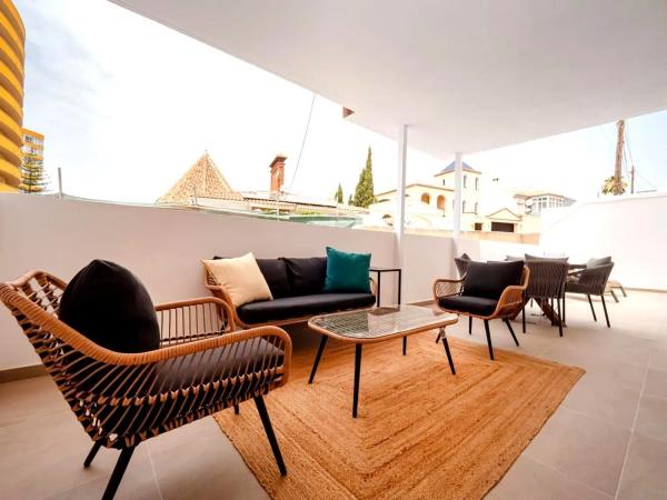 Ático en venta en  Calle Pensamiento, Fuengirola photo 1